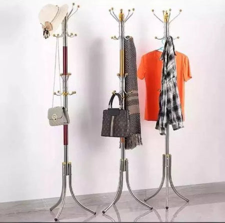 Porte-Manteau et chapeau sur Pieds